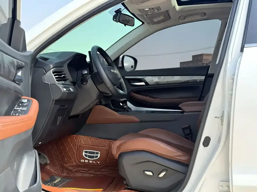 Geely Vision X6 Vision X6 2021 PRO 1.4T Automatic Premium Edition 2022 — миниатюра 4