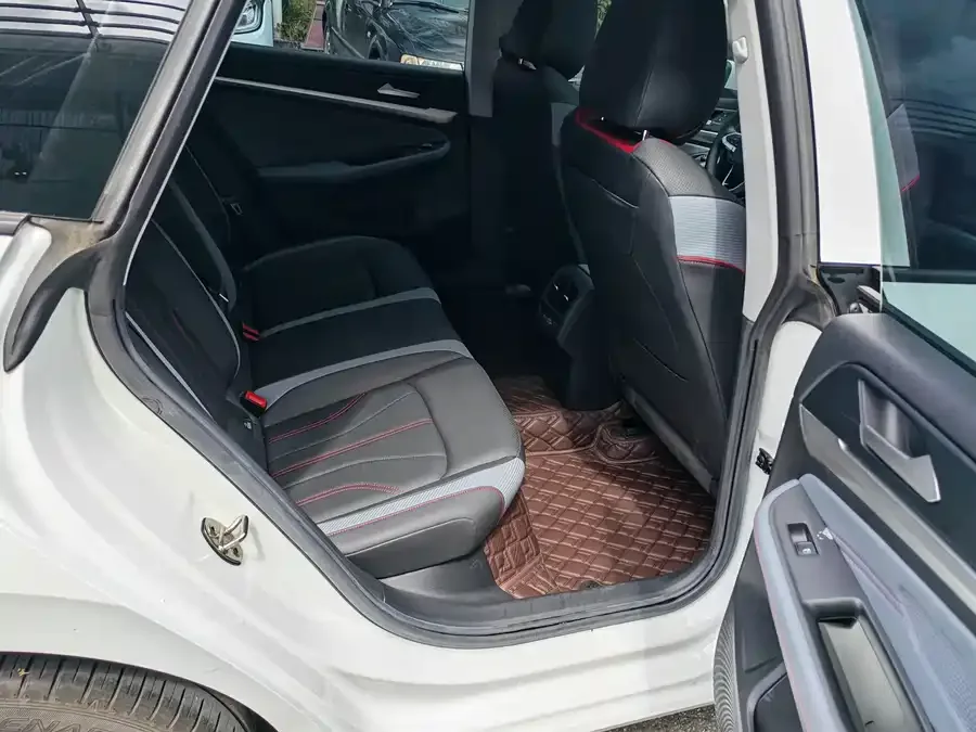 Volkswagen Lamando 2024 Lingdu Lingdu L 280TSI DSG Hot Edition 2024 — миниатюра 4