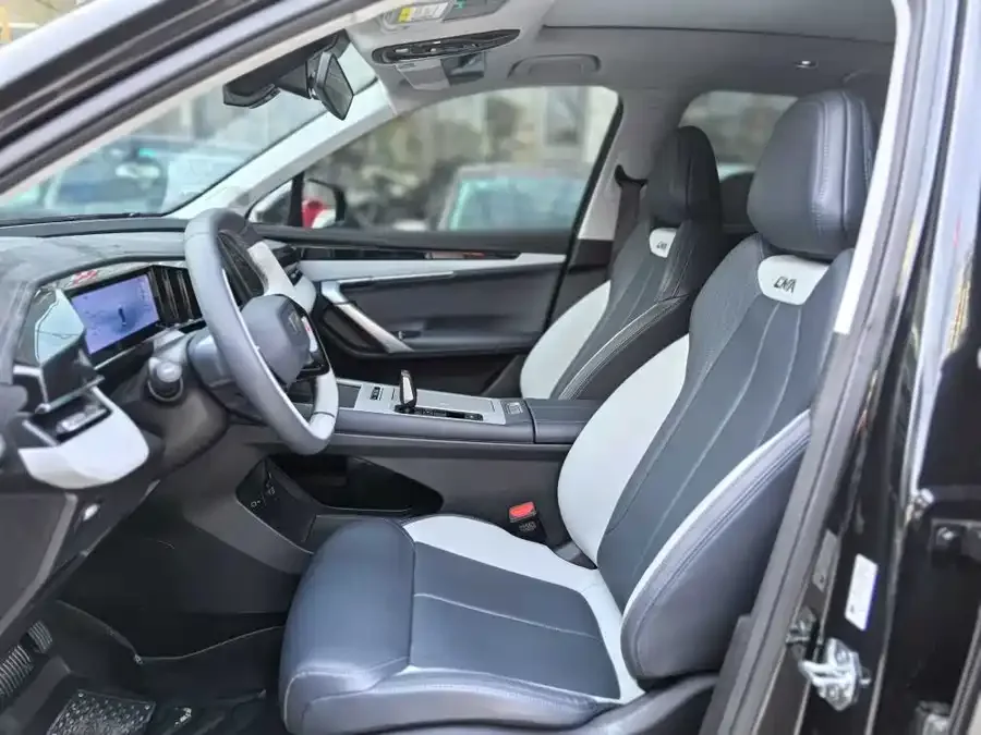 Geely Atlas L Boyue L 2024 1.5TD DCT Premium Edition 2025 — миниатюра 3