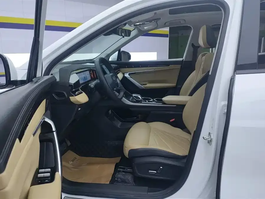 Geely Atlas L Boyue L 2023 1.5TD DCT Premium Edition 2024 — миниатюра 3