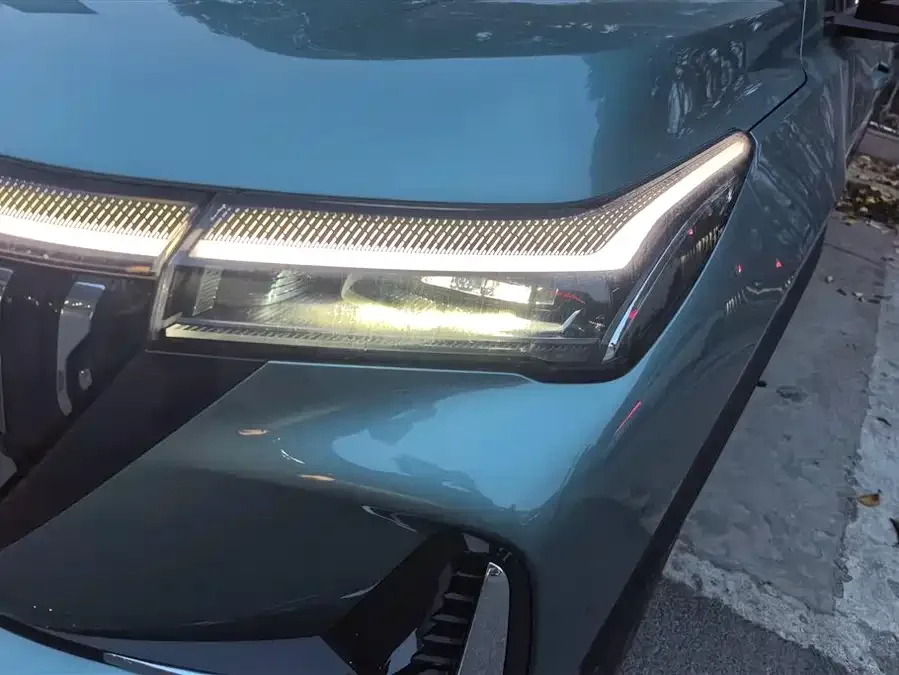 Geely Atlas L Boyue L 2025 fourth generation 1.5TD DCT Jinxiu 2025 — миниатюра 2