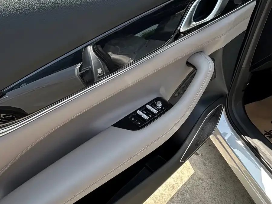 Geely Atlas L Boyue L 2025 fourth generation 1.5TD DCT starts 2026 — миниатюра 5