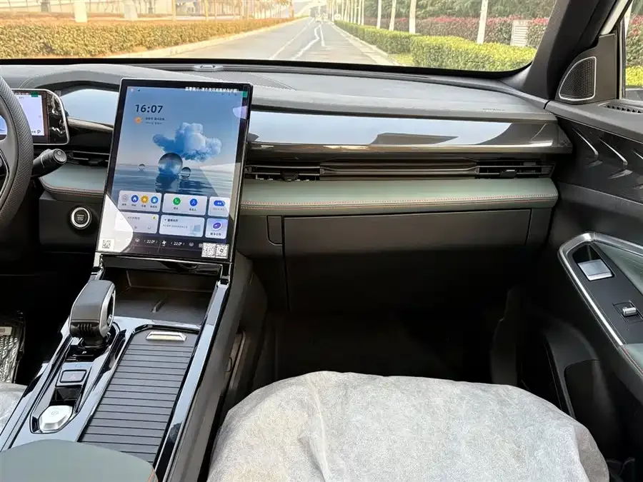 Geely Atlas Boyue 2024 1.5TD Smart Link + 2026 — миниатюра 4
