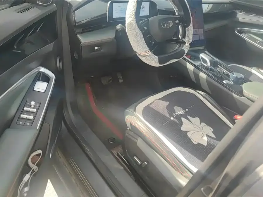 Geely Atlas Boyue 2024 1.5TD Longteng Edition 2024 — миниатюра 3