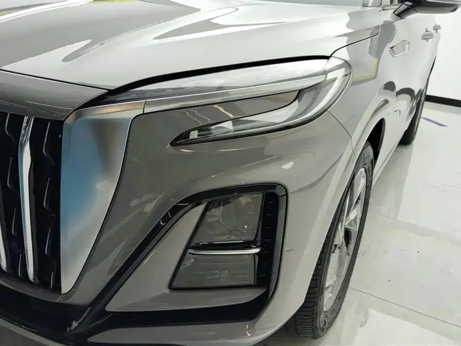 Hongqi HS3 Hongqi HS3 2023 2.0T 2WD available 2024 — миниатюра 2