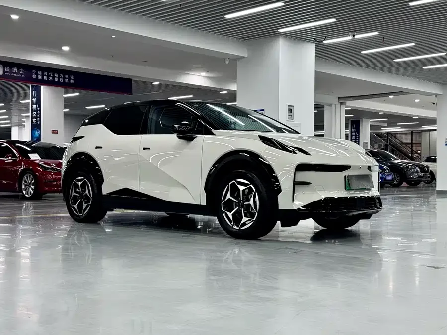 Zeekr X Zeekr X 2025 five-seat rear-wheel drive version 2024 — миниатюра 3