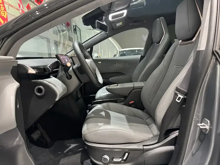 Zeekr X Zeekr X 2025 five-seat rear-wheel drive version 2025 — миниатюра 4