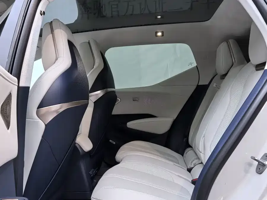 Zeekr X Zeekr X 2025 four-seat rear-wheel drive cube version 2024 — миниатюра 4
