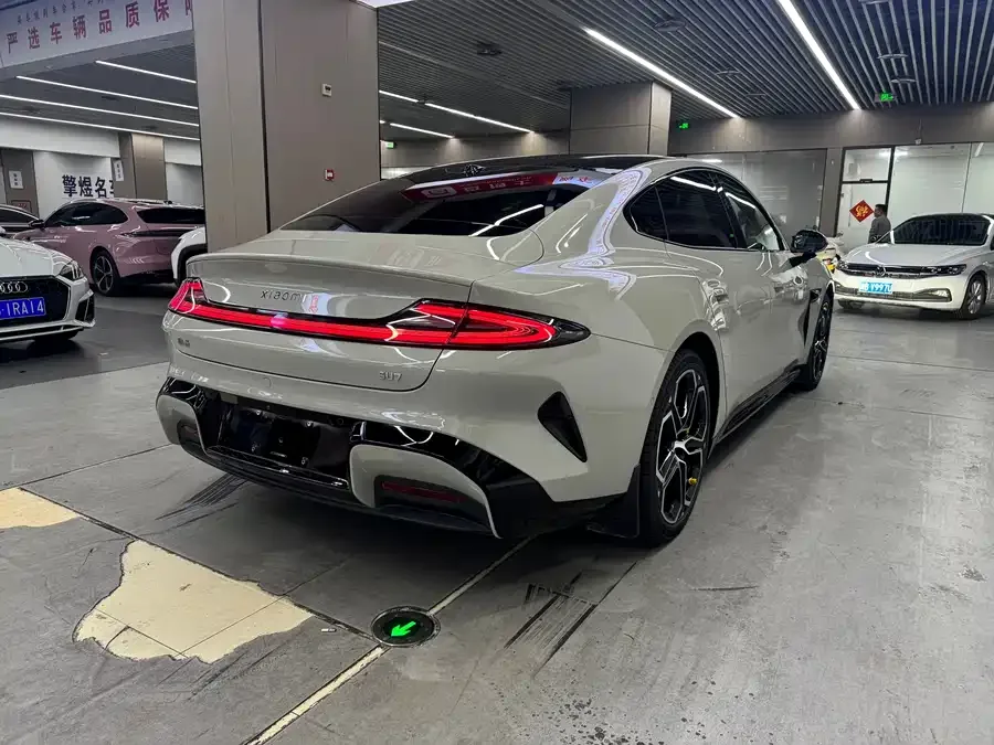 Xiaomi SU7 Xiaomi SU7 2024 rear-wheel drive long-range smart driving version 2024 — миниатюра 5