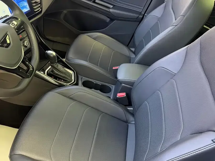 Jetta VS7 Jetta VS7 2022 Black Front Edition 1.4T Automatic Enjoy Edition Pro 2022 — миниатюра 2