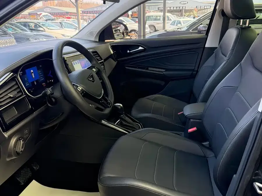 Jetta VS7 Jetta VS7 2022 Black Front Edition 1.4T Automatic Enjoy Edition Pro 2022 — миниатюра 5