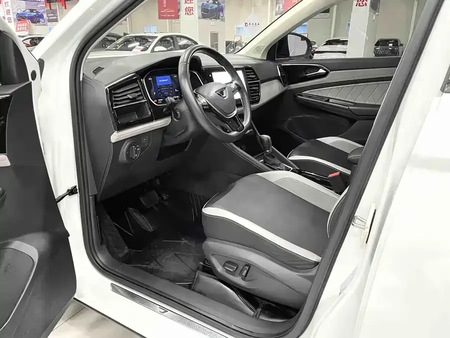 Jetta VS7 Jetta VS7 2023 280TSI Automatic High Gloss Glory Edition 2023 — миниатюра 4