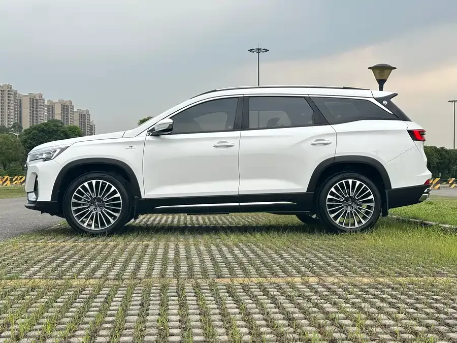 Jetour X90 Jetour X90 2023 Zilong 2.0T DCT Changsheng Edition 7 Seaters 2023 — миниатюра 2