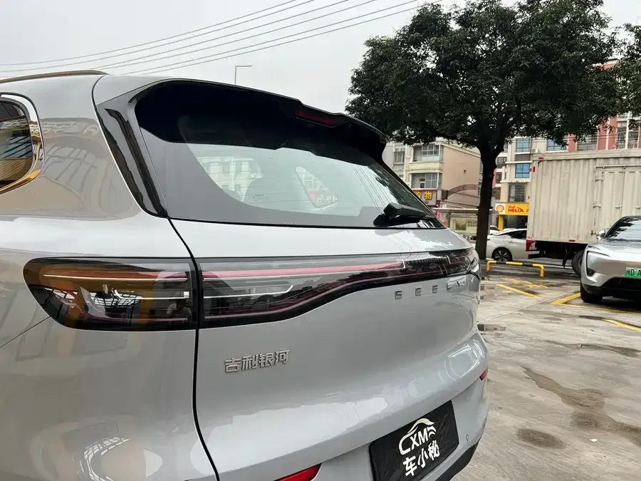 Geely Galaxy E5 Galaxy E5 2024 530km Starship Edition 2024 — миниатюра 5
