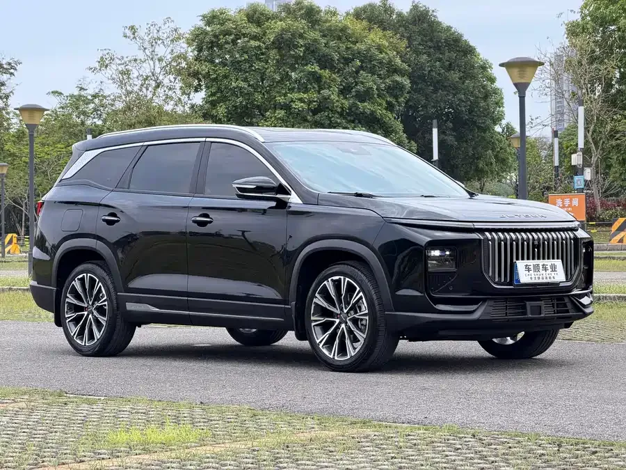 Jetour X90 PRO JETOUR X90 PRO 2024 2.0T DCT Premium Edition 7 Seaters 2024 — миниатюра 3