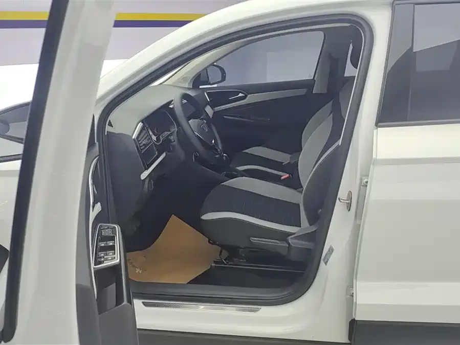 Jetta VS5 Jetta VS5 2023 280TSI Automatic Progressive Edition 2024 — миниатюра 3