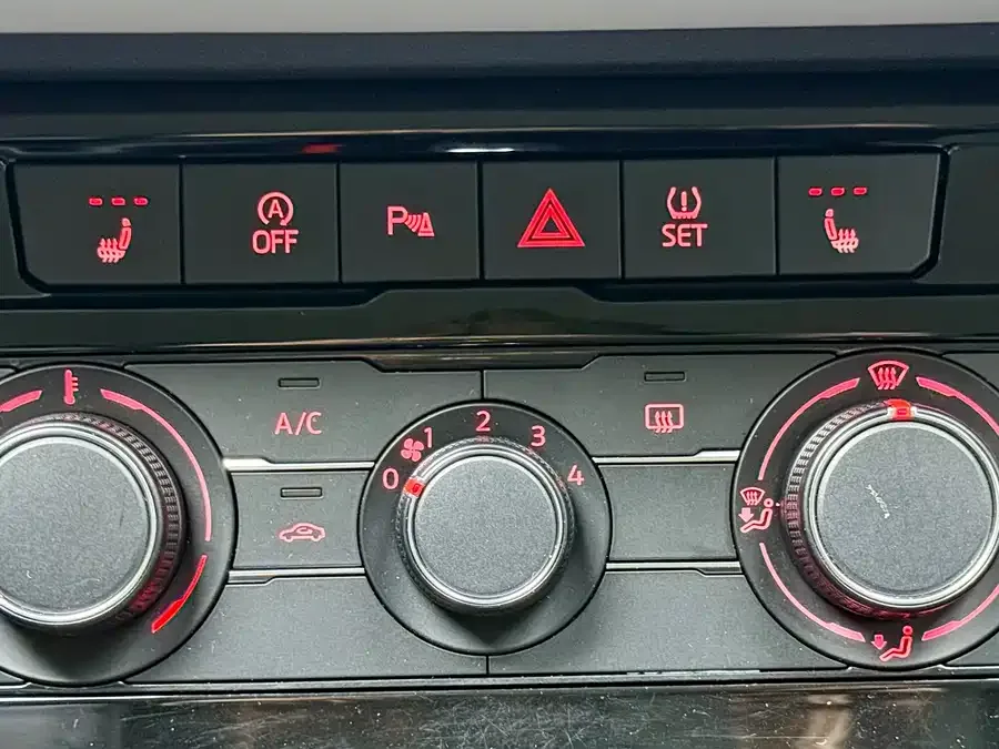 Jetta VS5 Jetta VS5 2022 280TSI Automatic Enjoyable Pro 2022 — миниатюра 2