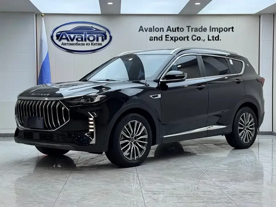 Jetour X70 PLUS JETOUR X70 PLUS 2023 1.5T DCT Brave PLUS 7-seater 2023 — фото 1, купить с доставкой в Москву