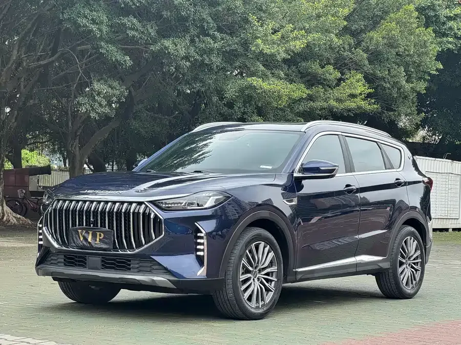 Jetour X70 PLUS JETOUR X70 PLUS 2023 1.5T DCT Brave PLUS 7-seater 2023 — фото 1, купить с доставкой в Москву