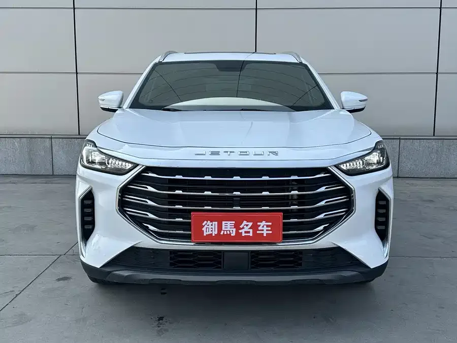 Jetour X70 PLUS Jetour X70 PLUS 2023 1.5T DCT Self-Reliant PRO+ 7-Seater 2023 — миниатюра 3