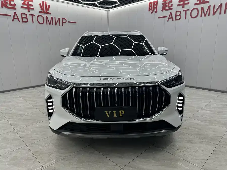 Jetour X70 PLUS JETOUR X70 PLUS 2023 1.5T DCT Brave PLUS 5-seater 2023 — миниатюра 3
