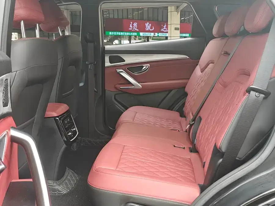 Jetour X70 PLUS JETOUR X70 PLUS 2023 1.5T DCT Brave PLUS 5-seater 2024 — миниатюра 3