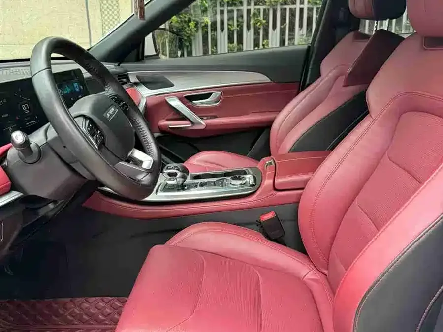 Jetour X70 PLUS JETOUR X70 PLUS 2022 1.5T CVT 7-seater 2022 — миниатюра 3