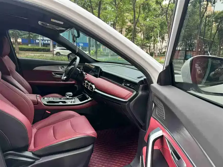Jetour X70 PLUS JETOUR X70 PLUS 2022 1.5T CVT 7-seater 2022 — миниатюра 5
