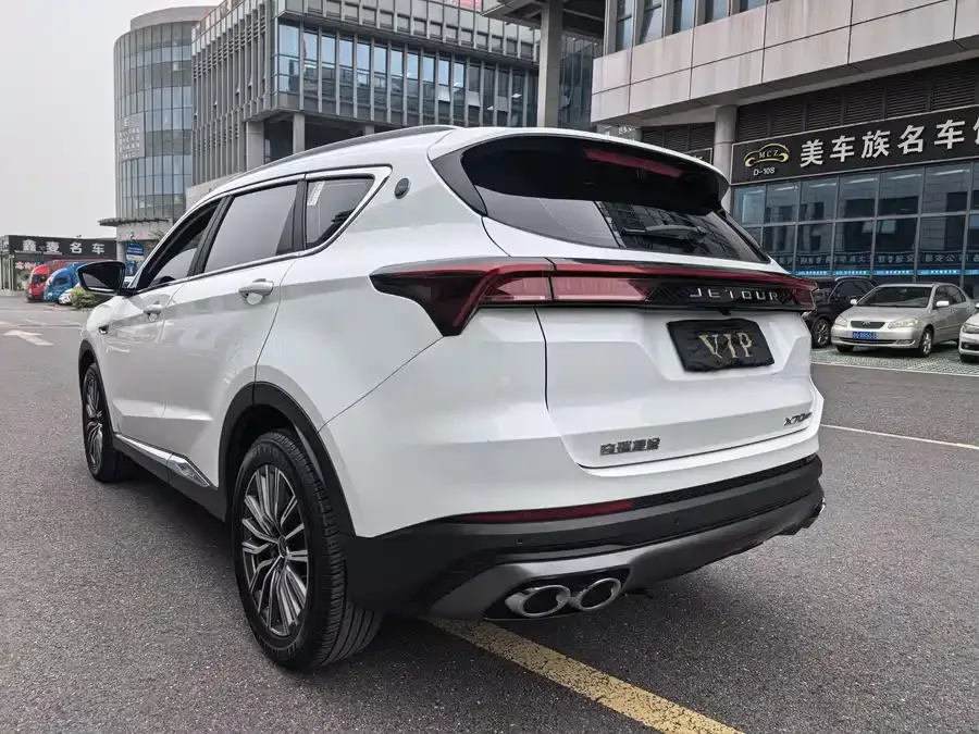 Jetour X70 PLUS JETOUR X70 PLUS 2023 1.5T DCT Brave PLUS 5-seater 2024 — миниатюра 2