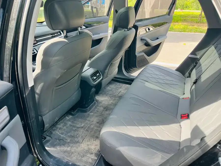Geely Galaxy A7 Galaxy A7 2025 EM-i 150km Explorer+ Edition 2026 — миниатюра 2