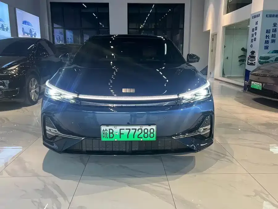 Geely Galaxy A7 Galaxy A7 2025 EM-i 150km Starship Edition 2025 — миниатюра 2