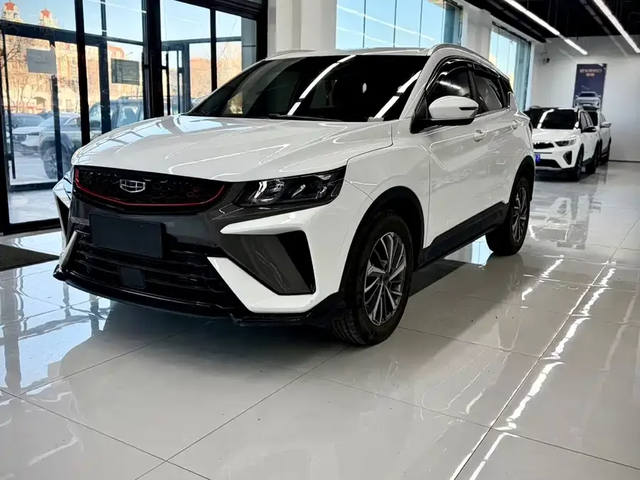 Geely Coolray SX11 Binyue 2021 1.4T DCT Platinum Edition 2022 — фото 1, купить с доставкой в Москву