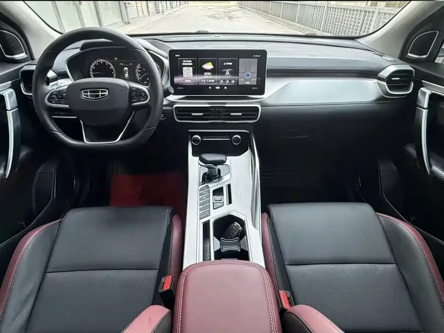 Geely Coolray SX11 Binyue 2021 1.4T DCT Diamond Edition 2023 — миниатюра 3