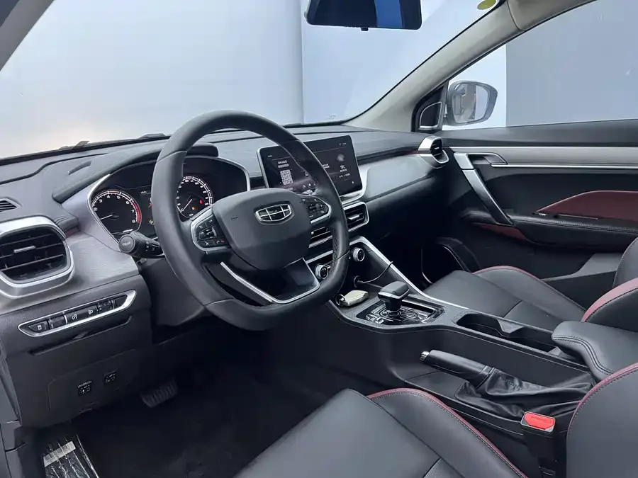 Geely Coolray SX11 Binyue 2021 1.4T DCT Platinum Edition 2023 — миниатюра 3