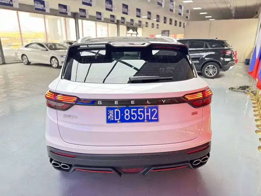 Geely Coolray SX11 Binyue 2021 1.4T DCT Diamond Edition 2022 — миниатюра 2