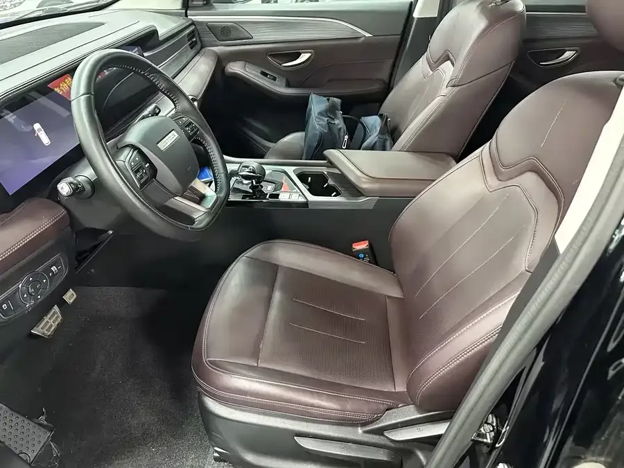 Jetour X90 PLUS Jetour X90 PLUS 2025 Super Edition 1.6TD DCT Family Fun Edition 7-seater 2024 — миниатюра 2