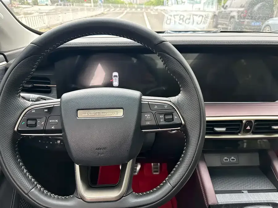 Jetour X90 PLUS JETOUR X90 PLUS 2024 1.6TD DCT Villa 7 Seaters 2024 — миниатюра 3