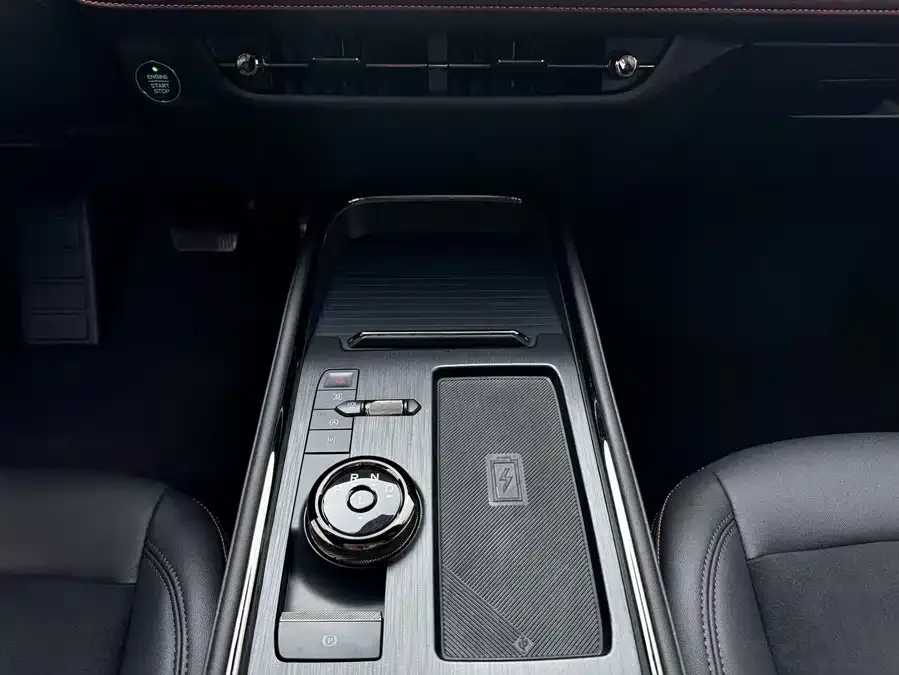 Ford Mondeo 2022 Mondeo EcoBoost 245 Extreme Edition 2022 — миниатюра 5