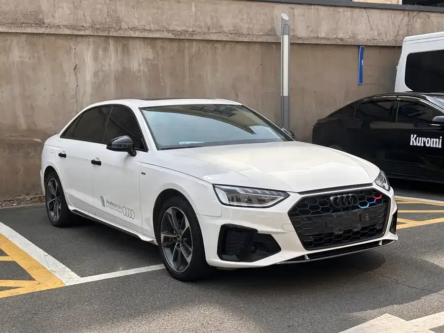 Audi a4 l 2023 40 TFSI luxury and dynamic model 2023 — миниатюра 3