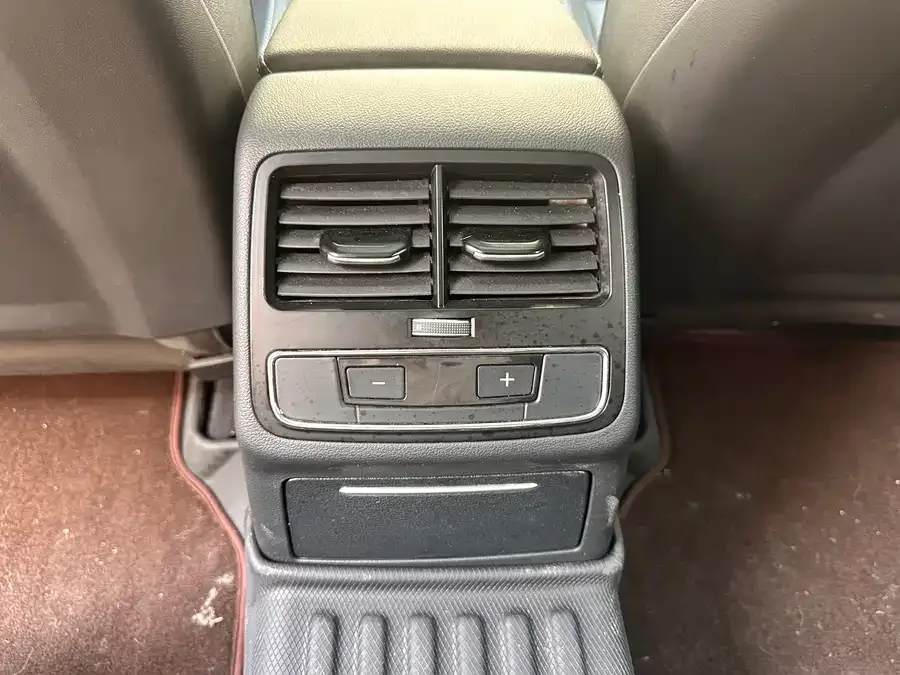 Audi a4 l 2023 40 TFSI luxury and dynamic model 2023 — миниатюра 5