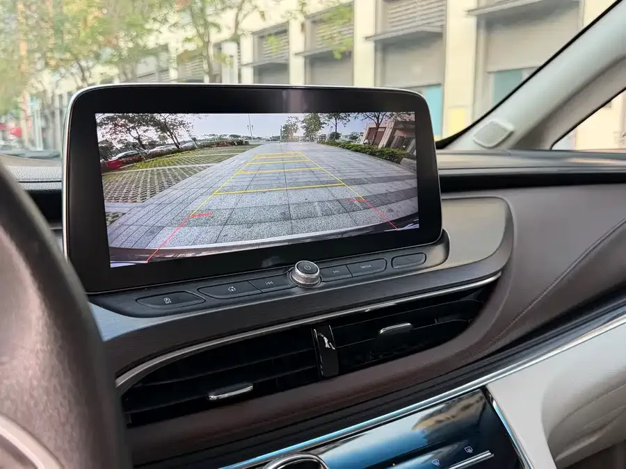 Buick GL8 2023 Land Business Class Smart Edition 2023 — миниатюра 4