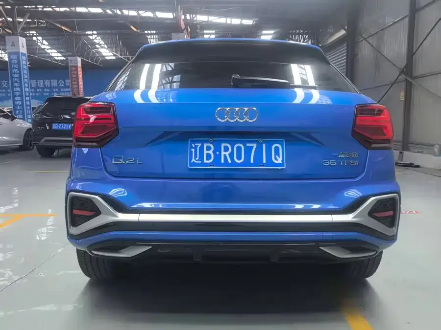 Audi Q2L 2022 35 TFSI Fashion Dynamic Edition 2023 — миниатюра 2