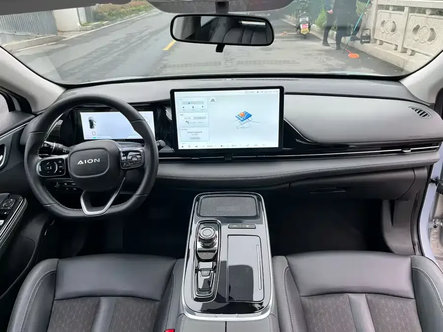 AION AION S Plus AION S Plus 2022 70 Executive Edition 2022 — миниатюра 3