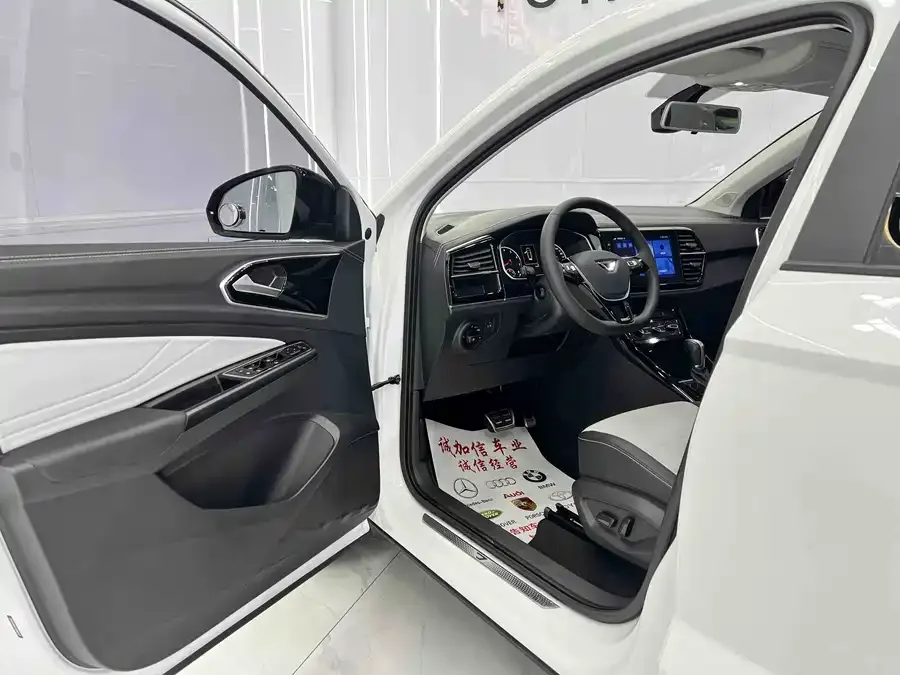 Jetta VS7 Jetta VS7 2021 Panda Edition 1.4T Automatic Enjoy Edition 2022 — миниатюра 4