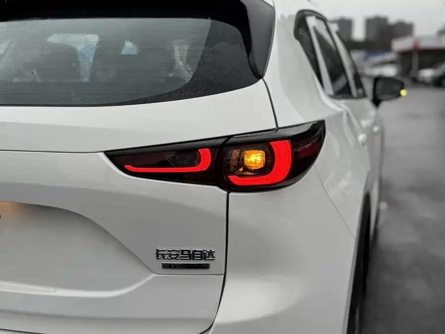 Mazda CX5 2025 2.0L Automatic 2WD Zhiya Pro 2025 — миниатюра 4