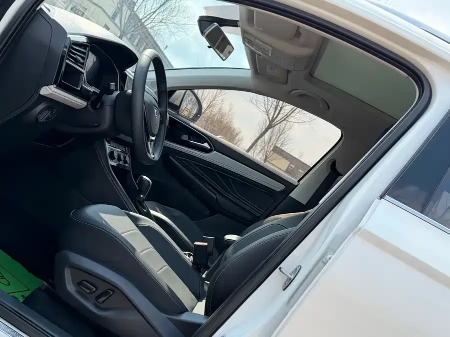 Jetta VS7 Jetta VS7 2023 280TSI Automatic High-gloss Enjoyment Edition 2023 — миниатюра 5