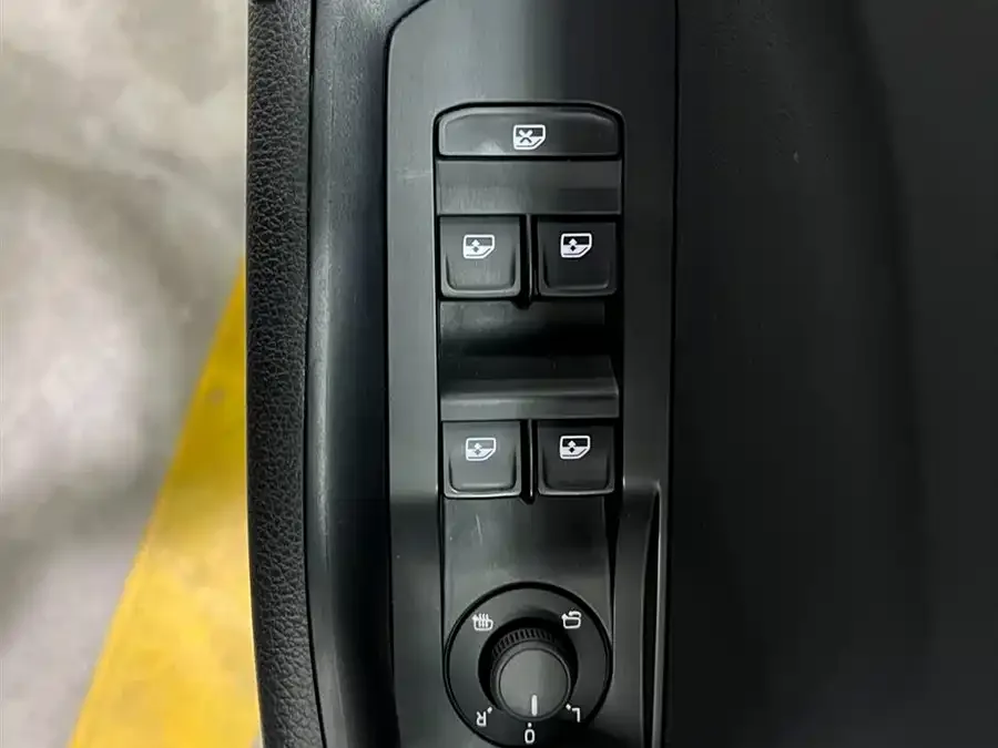 Skoda SuperB Superpa 2024 TSI280 DSG Exclusive Edition 2024 — миниатюра 5
