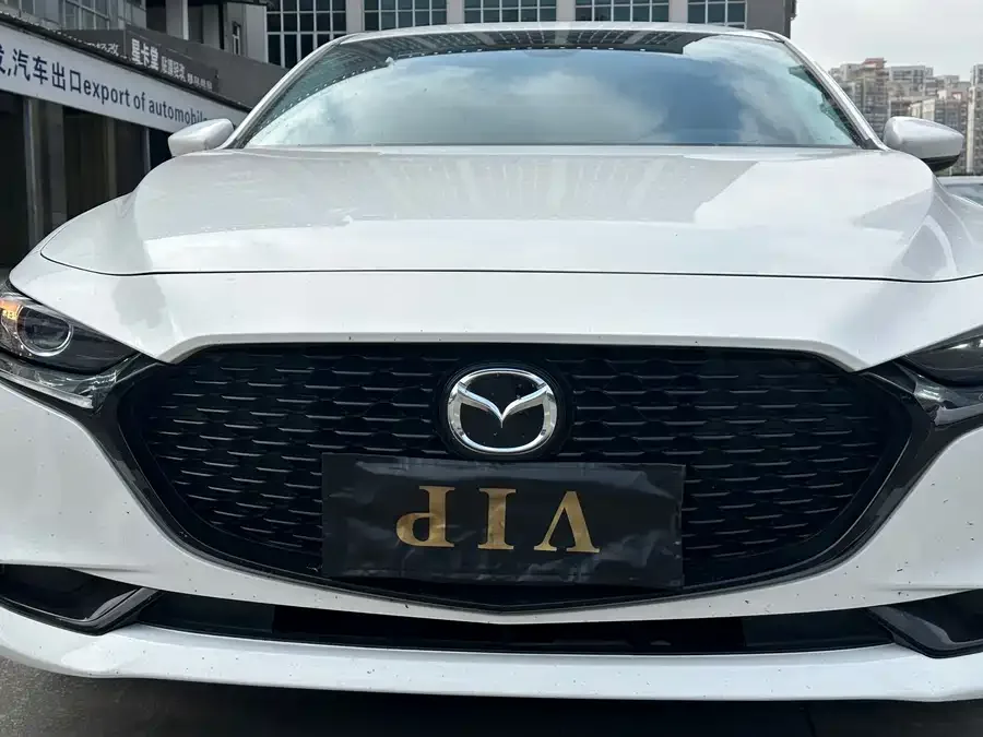 Mazda Axela Mazda3 Angkesela 2022 2.0L automatic quality version 2023 — миниатюра 2