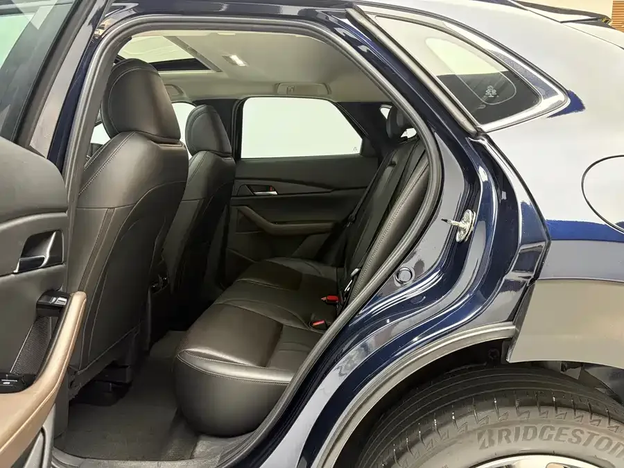 Mazda CX-30 2022 2.0L Automatic Jiayue Edition 2022 — миниатюра 2