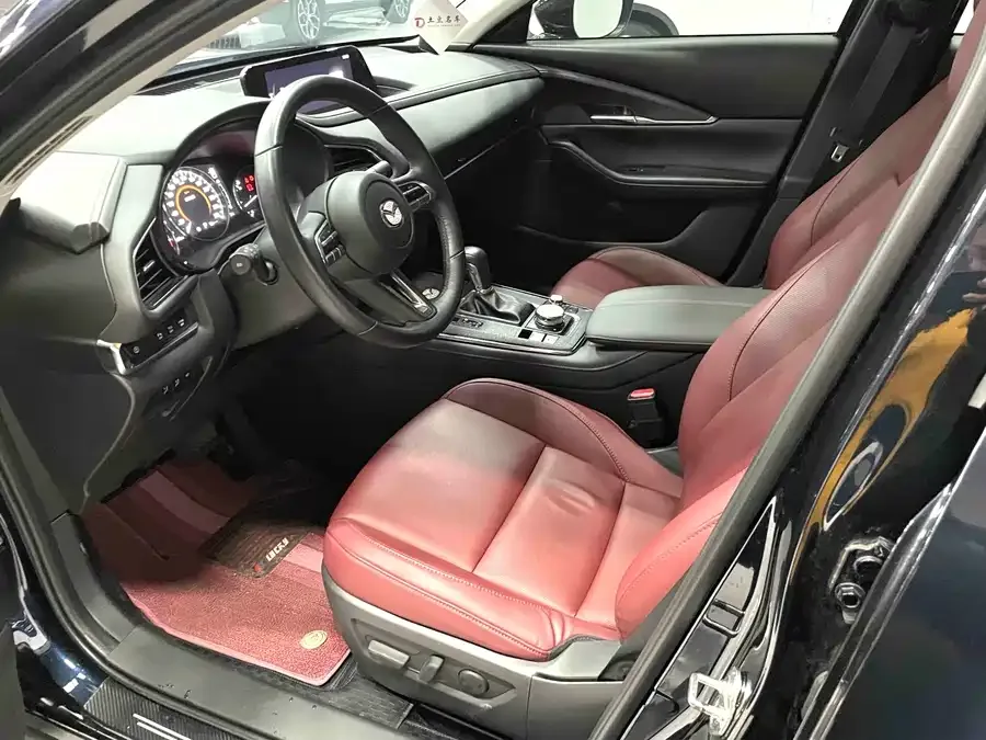 Mazda CX-30 2022 2.0L Automatic Obsidian Edition 2023 — миниатюра 2